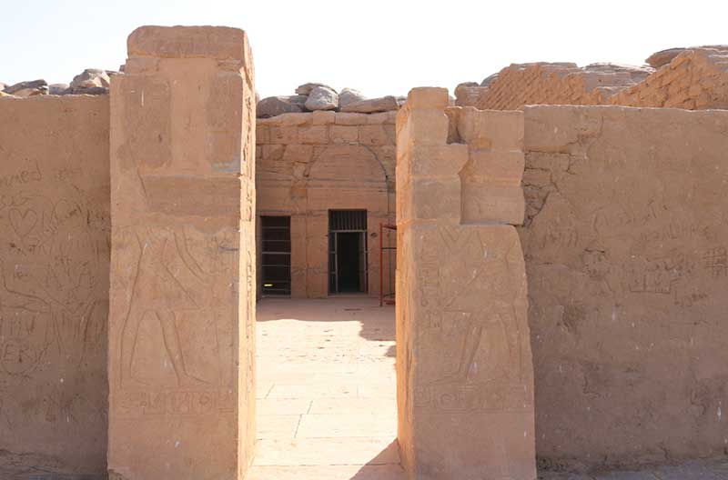 Entrance-to-Beit-El-Wali-New-Kalabsha-Complex