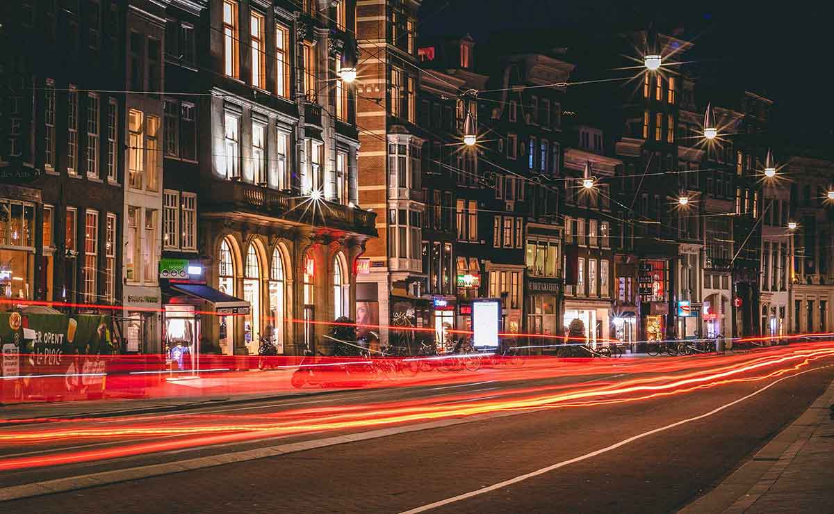 amsterdam-street-netherlands