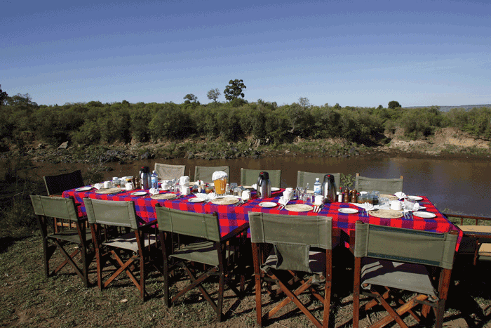 Safari-Bush-Breakfast-in-Masai-mara