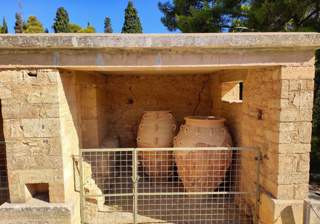 Ancient jars in Knossos Palace