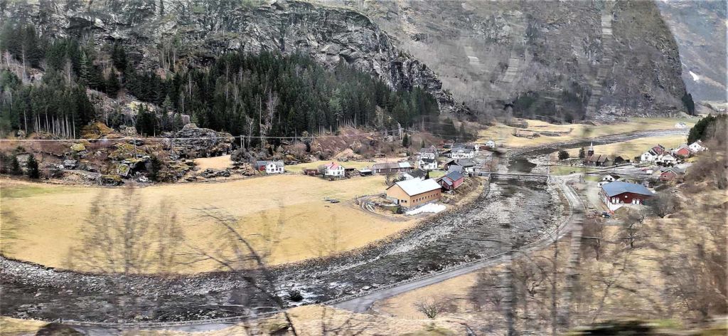 Flamsbana - Norways Mountain Railway