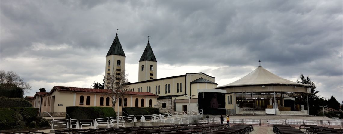 Medjugorje The Legend Of The Apparition Of Virgin Mary And Its Miracles