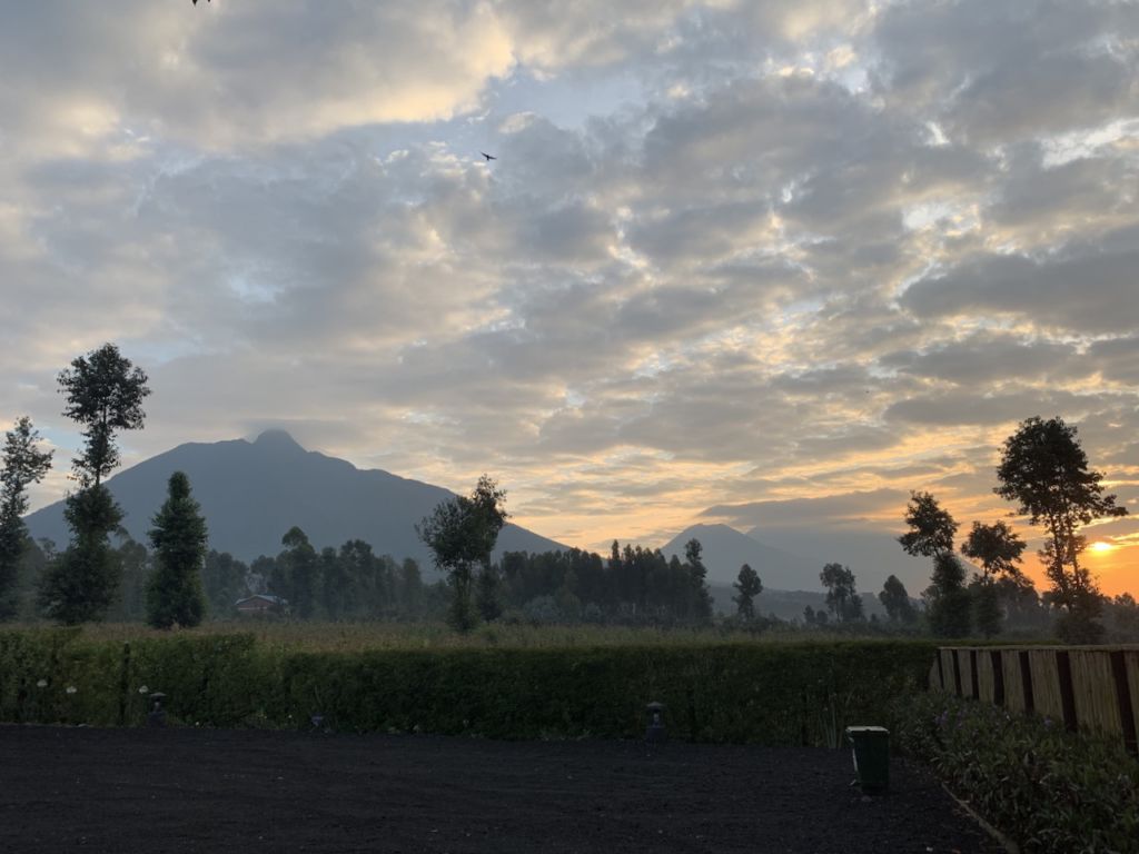 Sunrise over the Volcanoes Range mountains