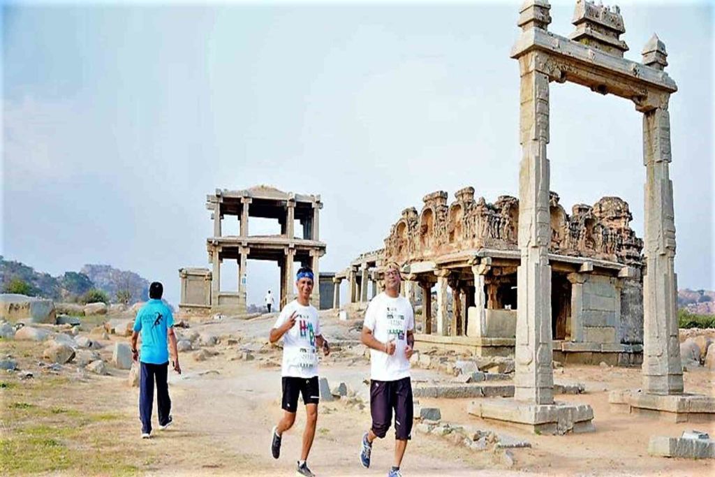 Kings Balance in Hampi beside the Vijaya Vittala temple