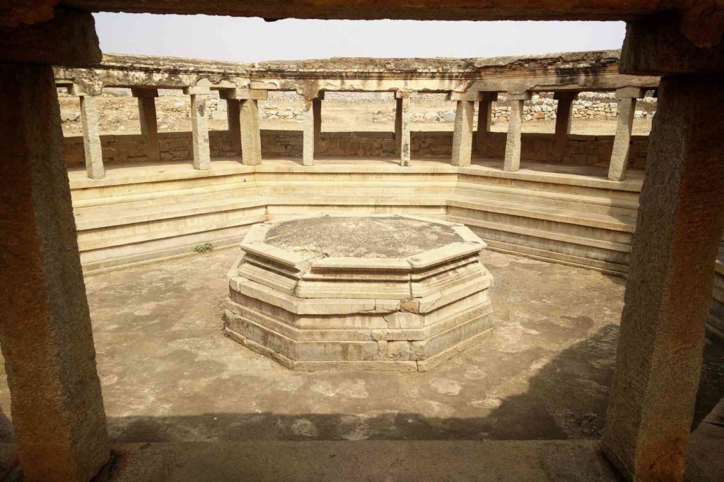 The Octagonal Bath in Hampi which is now in ruins alike the many temples