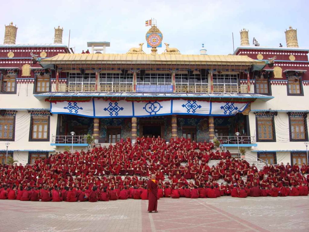 Sera Jey Monastery in Bylakuppe